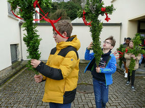 Palmsontag in St. Crescentius - Beginn der Heiligen Woche (Foto: Karl-Franz Thiede)